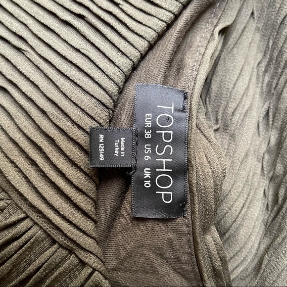 TOPSHOP | Textured Dress | size 10 - Picture 12 of 13